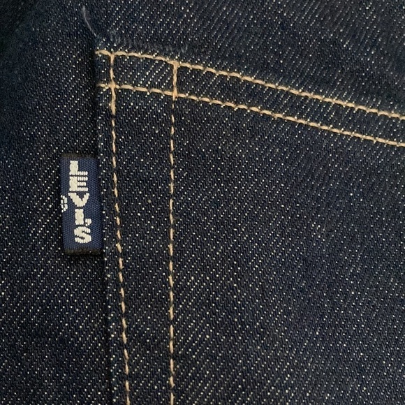 Levi's Made & Crafted 501 Original Cropped Women’s Jeans in Raw Indigo Dark Wash - Picture 10 of 12